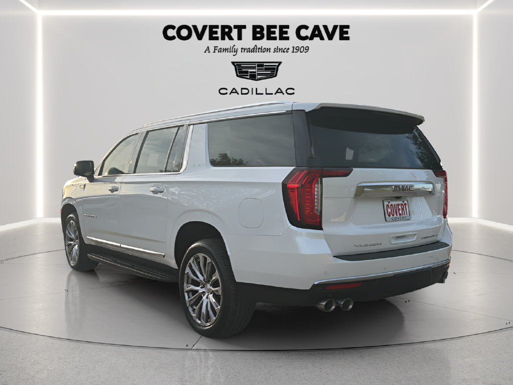 Used 2023 GMC Yukon XL Denali AWD/4WD image 5