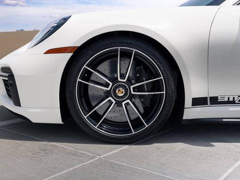 Used 2025 Porsche 911 Turbo S image 18