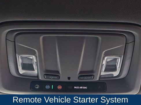 Used 2023 Chevrolet Silverado 1500 Custom image 18