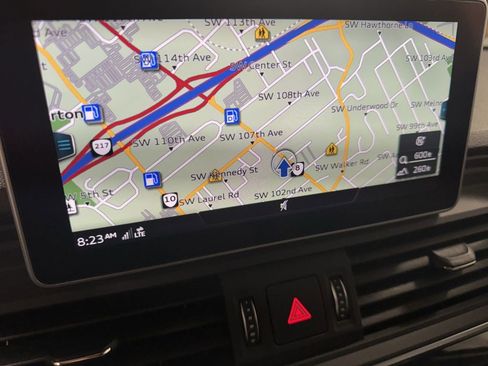 Used 2018 Audi Q5 Prestige w/ Prestige Package image 23