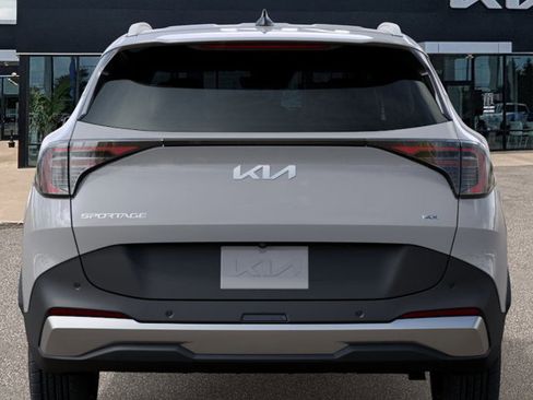 New 2026 Kia Sportage EX image 13