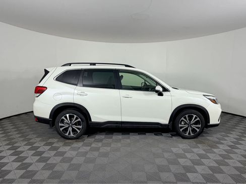 Used 2021 Subaru Forester Limited w/ Popular Package #3 image 3