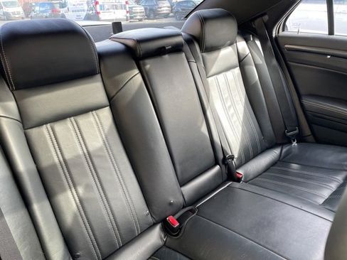 Used 2014 Chrysler 300 S image 15