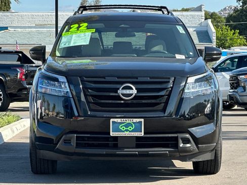 Used 2022 Nissan Pathfinder SV w/ SV Black Package FWD image 9