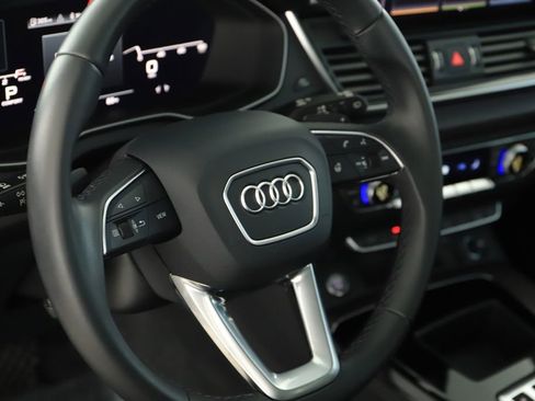 Certified 2023 Audi Q5 2.0T Prestige w/ Prestige Package AWD/4WD image 15