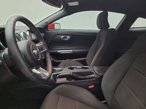 Used 2015 Ford Mustang Coupe image 17