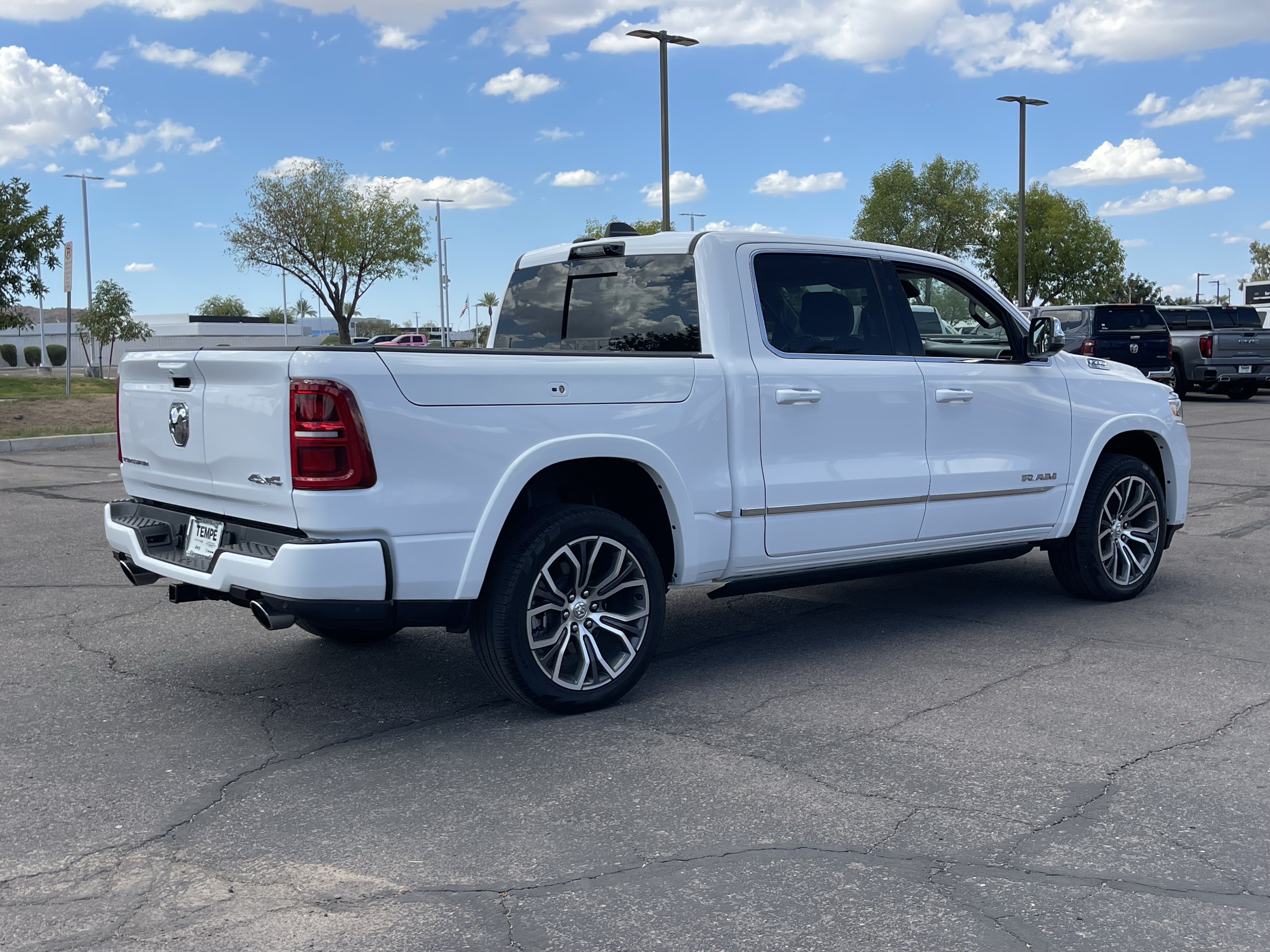 Certified 2025 RAM 1500 Tungsten w/ Trailer Tow Group AWD/4WD image 5
