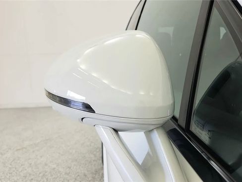Used 2022 Porsche Macan S AWD/4WD image 18