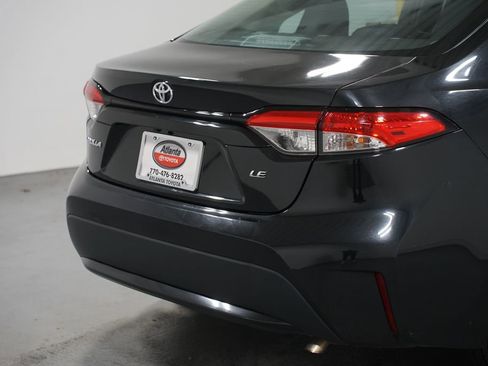 Certified 2021 Toyota Corolla LE image 9