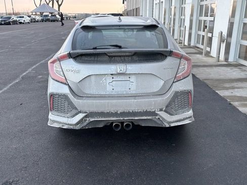 Used 2017 Honda Civic Sport image 4