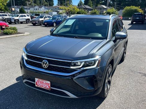 Used 2023 Volkswagen Taos SEL AWD/4WD image 4