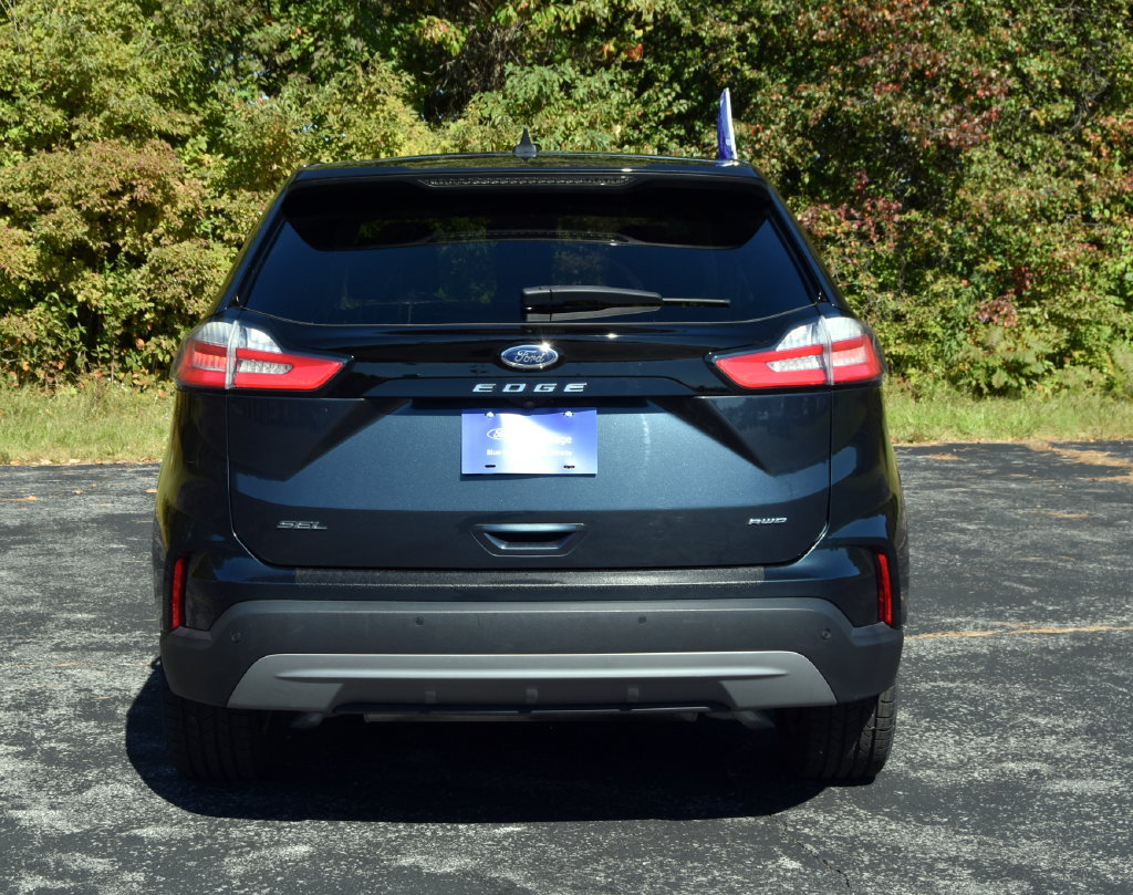 Certified 2023 Ford Edge SEL w/ Convenience Package AWD/4WD image 4