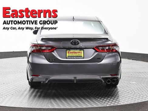 Used 2024 Toyota Camry SE FWD image 6