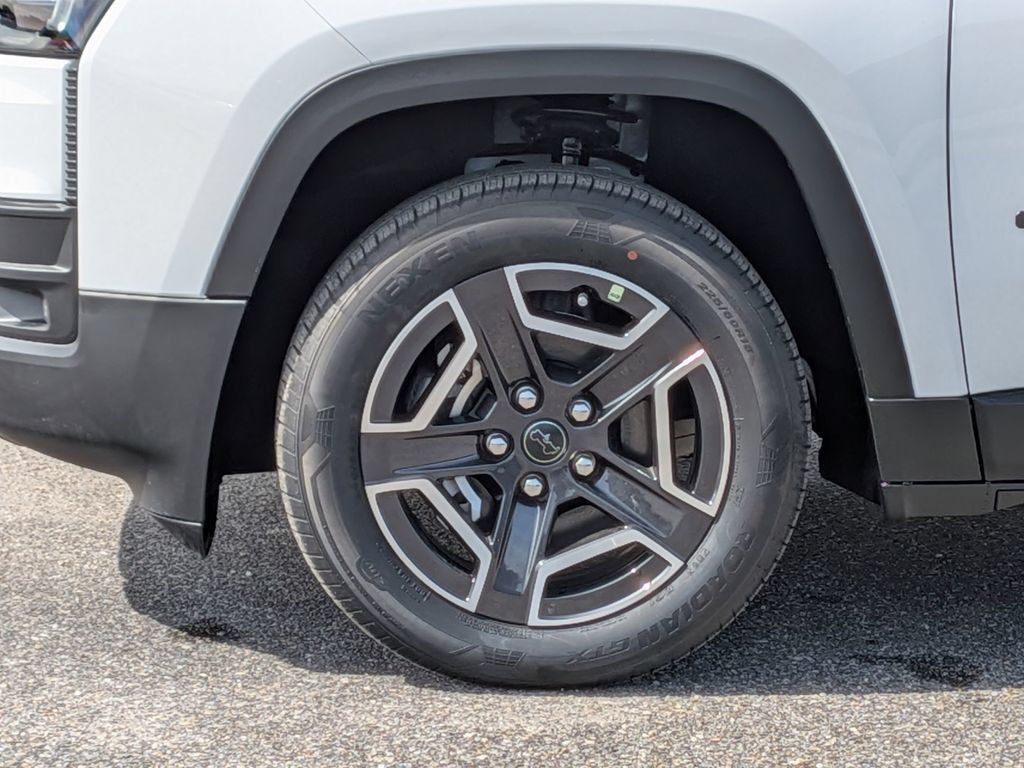 New 2026 Jeep Cherokee Laredo AWD/4WD image 12
