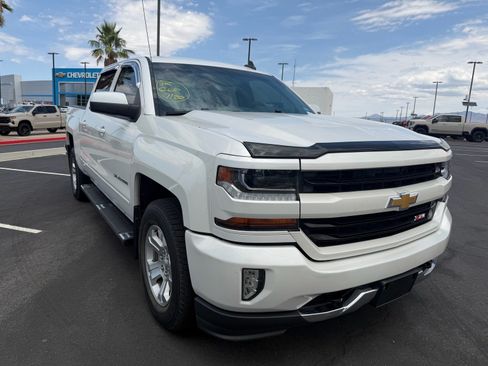 Used 2018 Chevrolet Silverado 1500 LT w/ All Star Edition AWD/4WD image 1