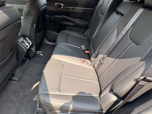 New 2026 Kia Sorento EX FWD image 15