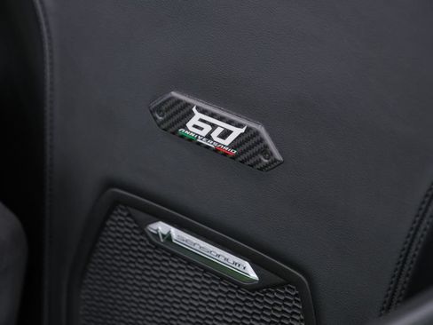 Used 2023 Lamborghini Huracan EVO RWD image 15