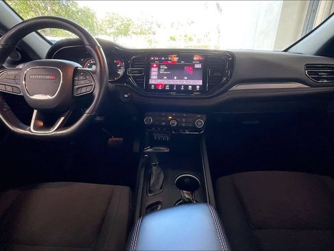Used 2025 Dodge Durango GT RWD image 6