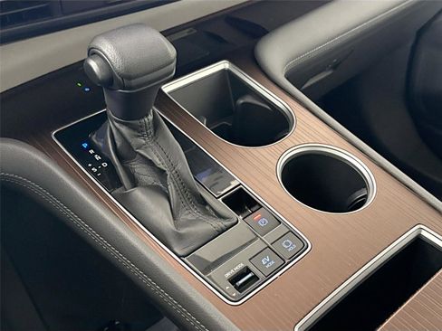 Used 2021 Toyota Sienna LE w/ LE Plus Package image 27