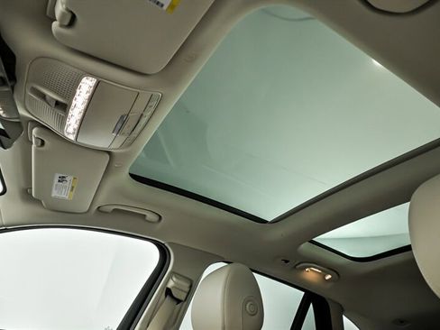 Used 2022 Mercedes-Benz GLC 300 GLC 300 4MATIC image 22