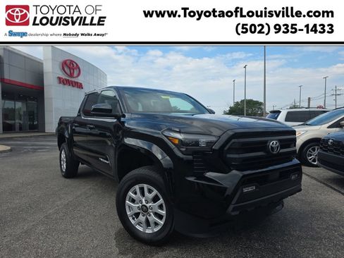 Certified 2025 Toyota Tacoma SR5 AWD/4WD image 1
