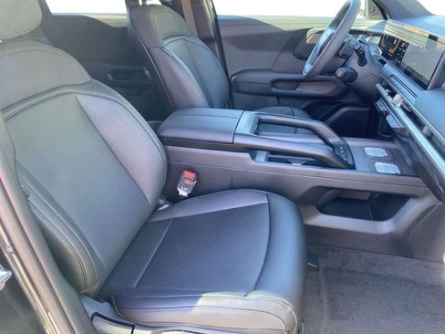New 2027 Kia Telluride LX FWD image 21