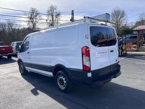 Used 2015 Ford Transit 250 250 3dr SWB Low Roof Cargo Van image 6