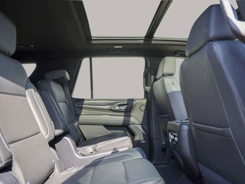 Used 2021 GMC Yukon Denali w/ Denali Premium Package image 36