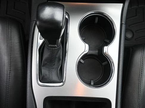Used 2020 Jeep Grand Cherokee Altitude AWD/4WD image 23