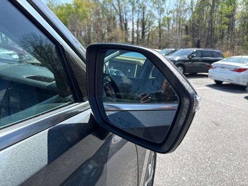 Used 2022 Hyundai Palisade SEL w/ 8P Bench Seat Package image 15