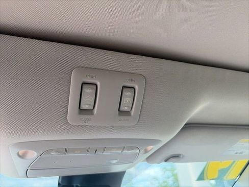 Used 2019 Nissan Murano Platinum w/ Cargo Package FWD image 17
