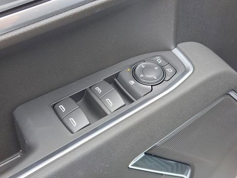 New 2026 GMC Sierra 1500 SLE w/ Preferred Package image 19