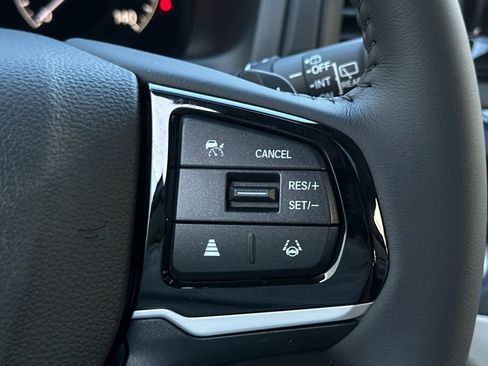 Used 2025 Honda Odyssey EX-L image 28