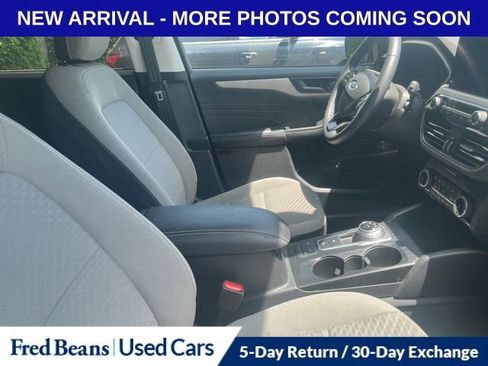 Used 2022 Ford Escape SE w/ SE Sport Appearance Package AWD/4WD image 9
