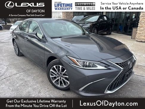 Used 2022 Lexus ES 300h image 1
