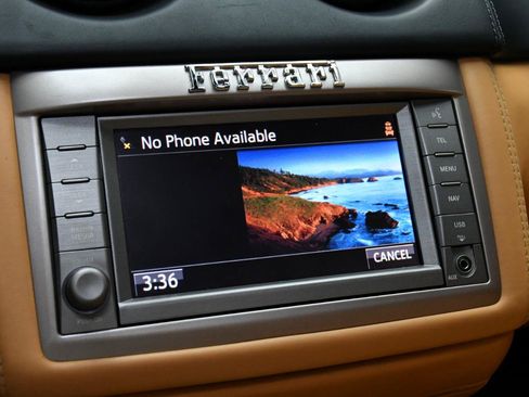 Used 2014 Ferrari California RWD image 50