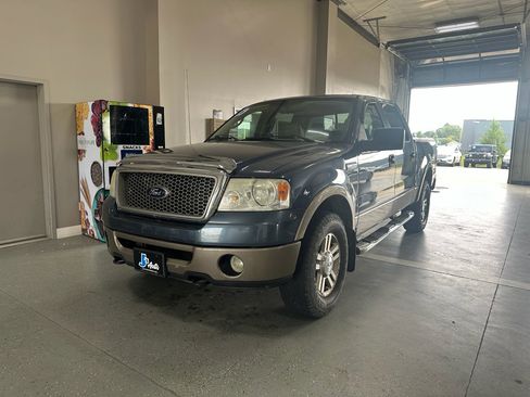 Used 2006 Ford F150 Lariat image 2