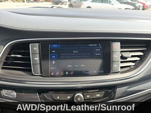 Used 2022 Buick Enclave Essence w/ Experience Buick Package AWD/4WD image 17