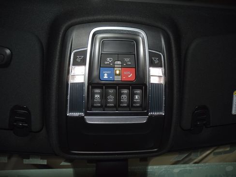 Used 2023 RAM 1500 Big Horn AWD/4WD image 60