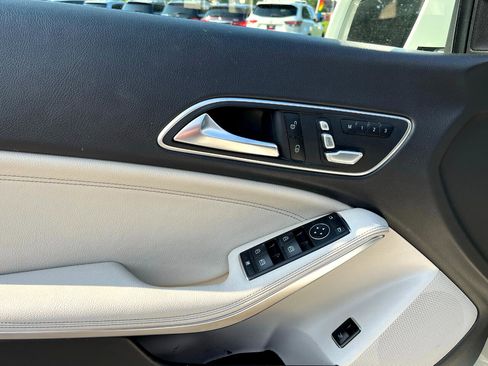 Used 2018 Mercedes-Benz CLA 250 CLA250 4MATIC image 9