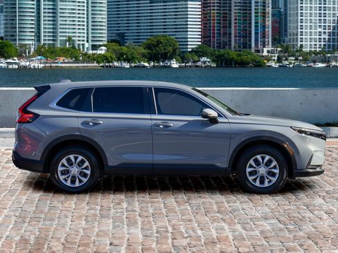 Certified 2023 Honda CR-V LX image 4