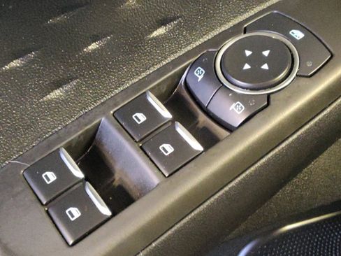 Used 2020 Ford Escape SE FWD image 27