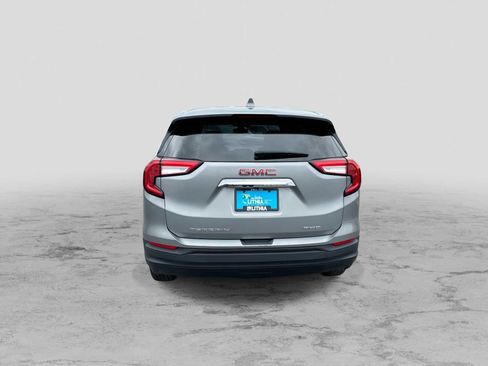 Used 2024 GMC Terrain SLE image 7