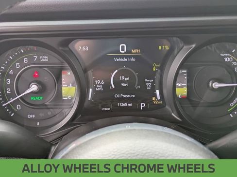 Used 2025 Jeep Wrangler Unlimited Sahara image 18