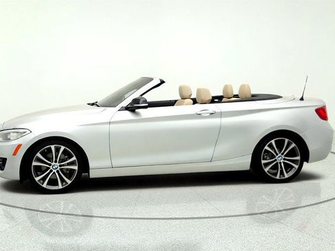 Used 2015 BMW 228i Convertible RWD image 8