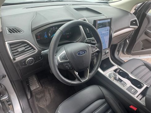 Used 2024 Ford Edge SEL w/ Convenience Package AWD/4WD image 9