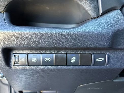 Used 2024 Toyota RAV4 XLE Premium image 23