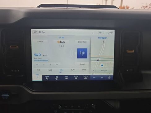 Used 2022 Ford Bronco Badlands image 8