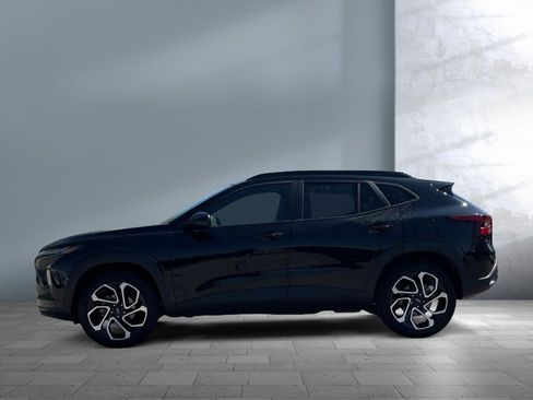 Used 2024 Chevrolet Trax RS image 5