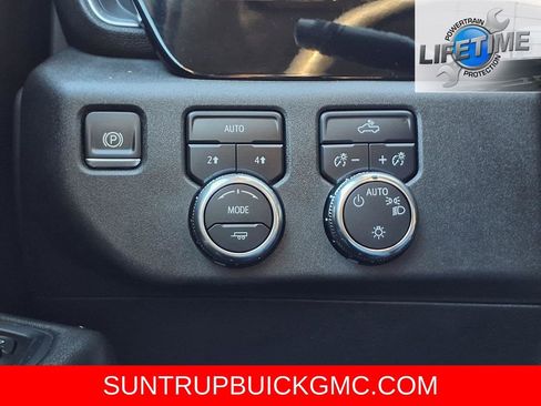 Used 2023 GMC Sierra 1500 SLE image 16